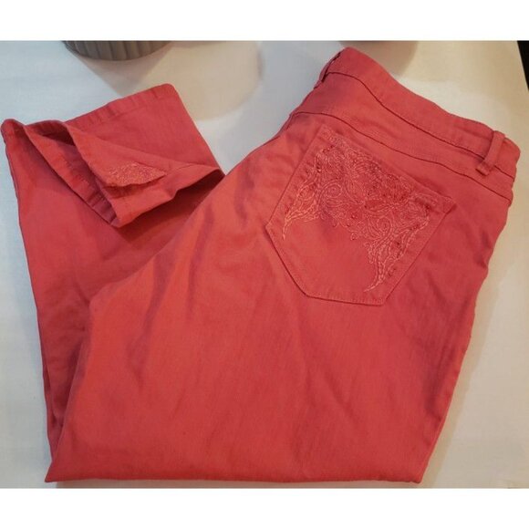 WL # 1036 Ladies Size 12 Gloria Vanderbilt All Around Slimming Effect - Picture 5 of 5